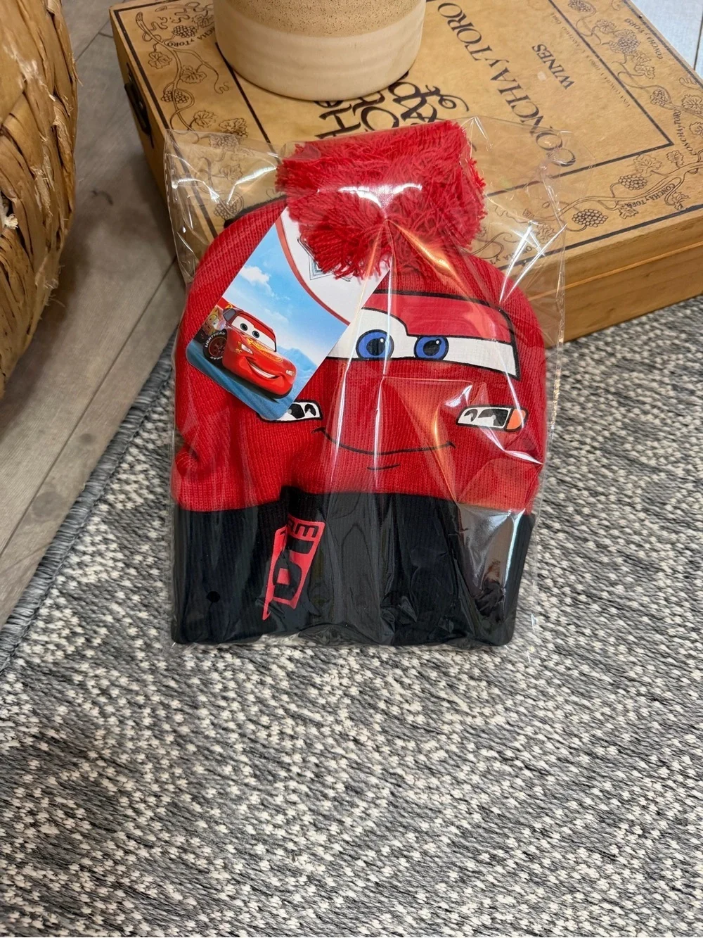 New Disney Red Lightning McQueen Beanie and Glove Set Little Boys One Size